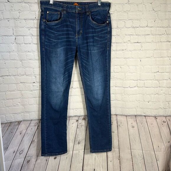 Tommy Bahama Mens Carmel Vintage Slim Jeans size W36 L32 - Picture 1 of 13